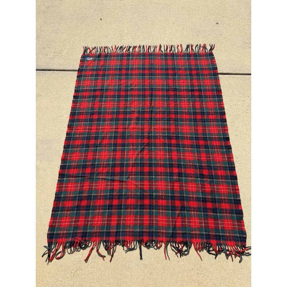 Wool Throw Blanket Pendleton Plaid Red Green Fringe Made in USA, Size 68x52